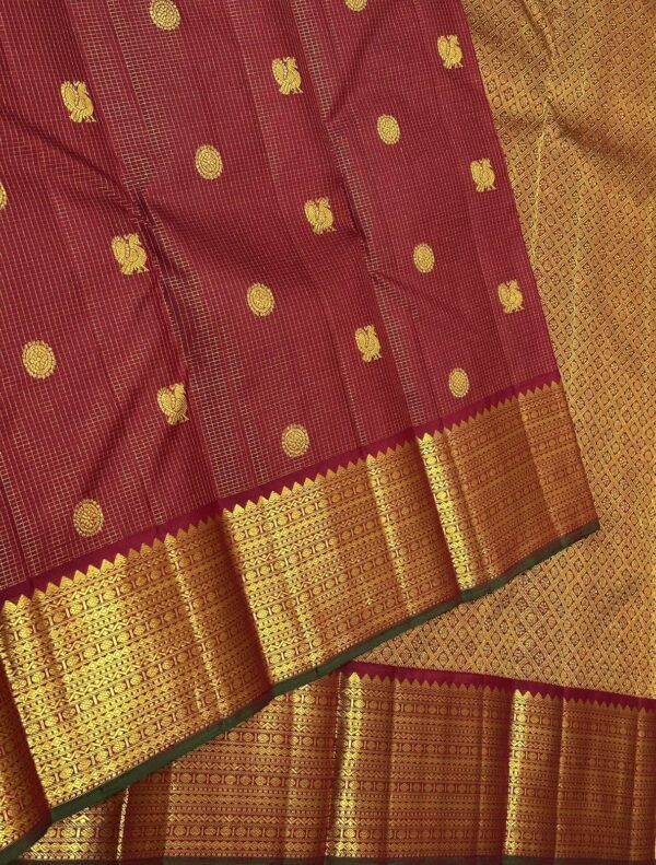 EXCLUSIVE 2g PURE KANCHIPATTU SAREE