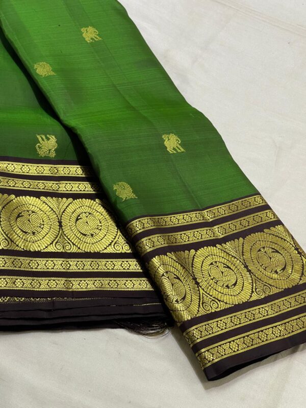 kanchipattu saree