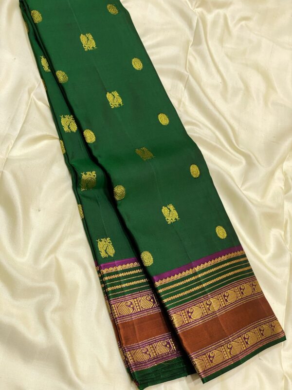 kanchipattu saree